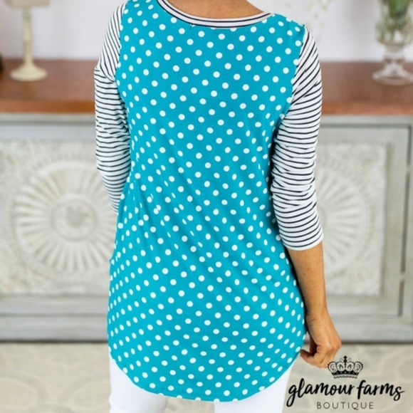 NWOT White Birch Polka Dot Top. XL - Picture 3 of 5